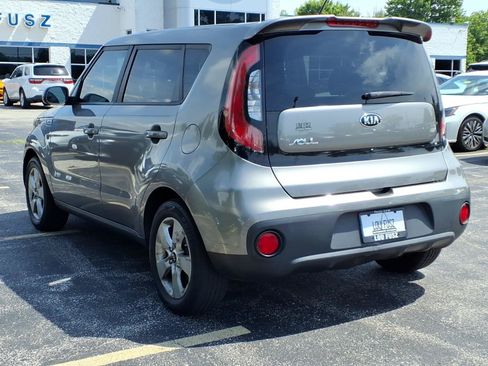 Used 2017 Kia Soul FWD image 6