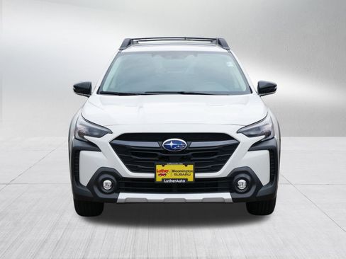 Certified 2025 Subaru Outback Limited image 2