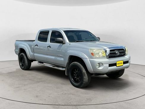 Used 2005 Toyota Tacoma 4x4 Double Cab image 3