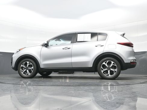 Used 2022 Kia Sportage LX image 28