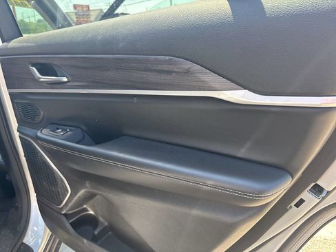Used 2021 Jeep Grand Cherokee L Limited AWD/4WD image 31