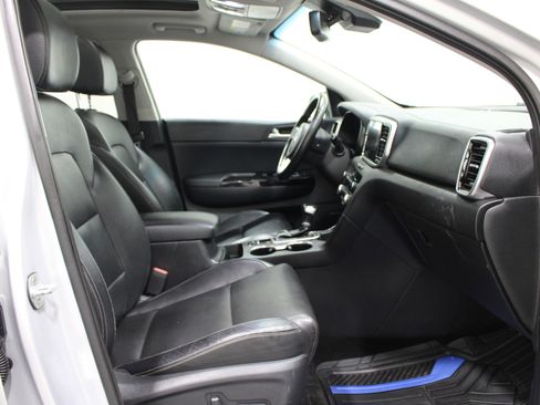 Used 2021 Kia Sportage EX w/ EX Technology Package FWD image 26