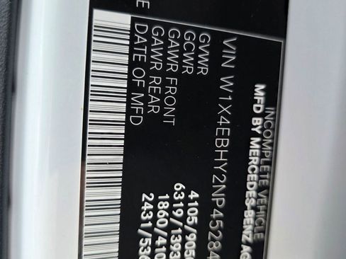 Used 2022 Mercedes-Benz Sprinter 2500 image 16