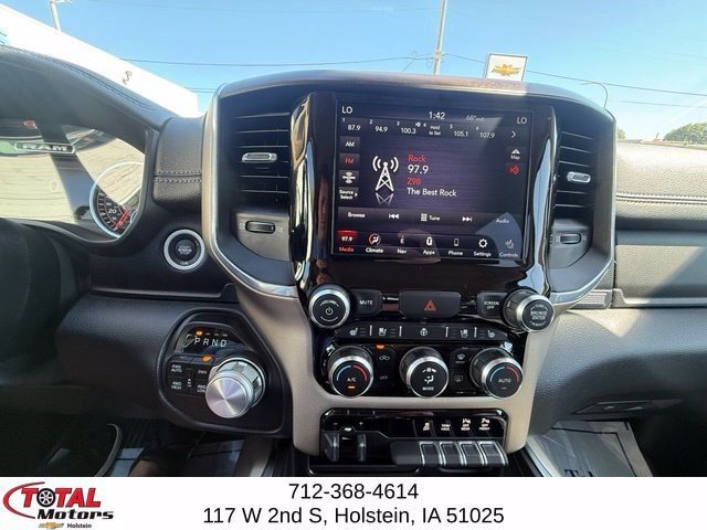 Used 2021 RAM 1500 Laramie AWD/4WD image 24