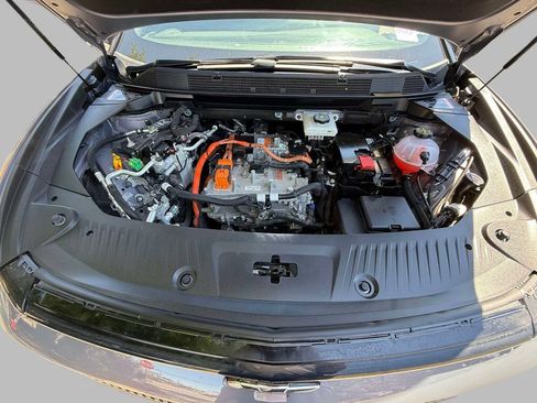 Used 2024 Chevrolet Equinox EV RS w/ Active Safety Package 3 FWD image 22