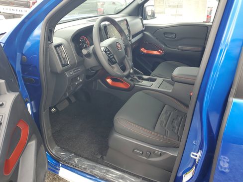 New 2026 Nissan Frontier Pro-X w/ Pro-X Convenience Package image 9