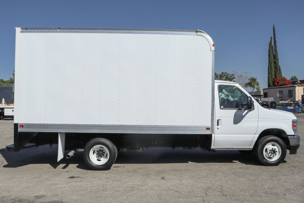 Used 2024 Ford E-450 and Econoline 450 Super Duty w/ Power Windows & Locks Group RWD image 10