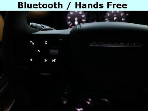 Used 2023 Land Rover Defender 90 V8 image 39