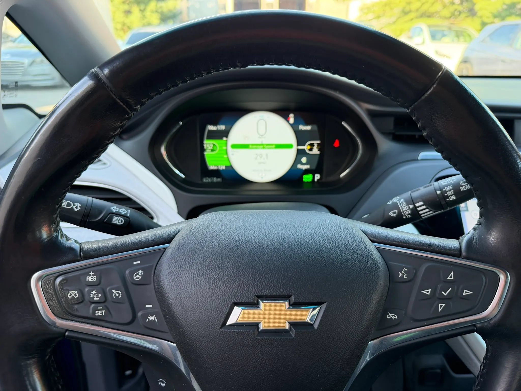 Used 2019 Chevrolet Bolt Premier w/ Infotainment Package FWD image 24
