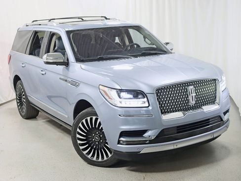 Used 2018 Lincoln Navigator Black Label w/ Cargo Package AWD/4WD image 6
