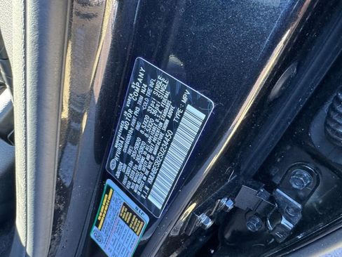 Certified 2025 Genesis GV80 2.5T Advanced image 26