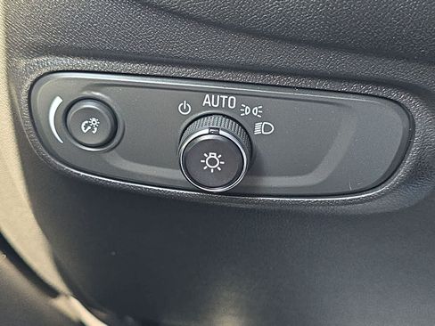 Used 2024 Chevrolet Equinox LT AWD/4WD image 32