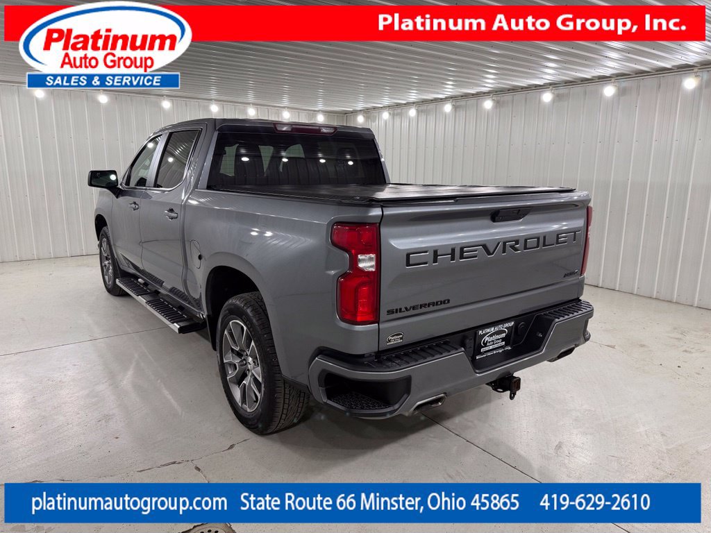 Used 2022 Chevrolet Silverado 1500 RST AWD/4WD image 3