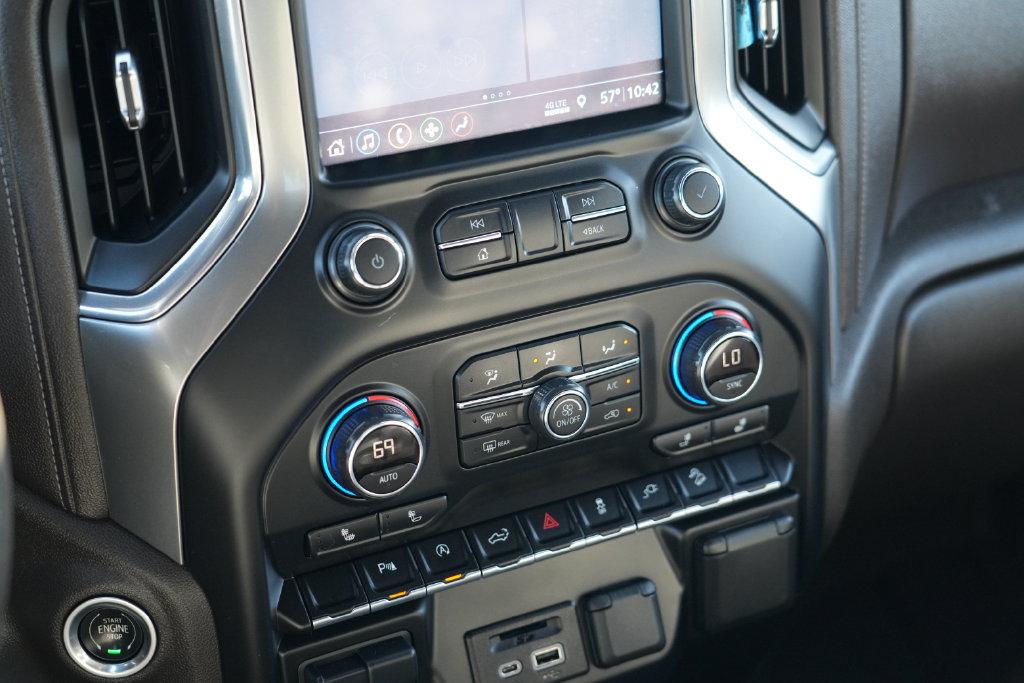Used 2019 Chevrolet Silverado 1500 LTZ AWD/4WD image 19