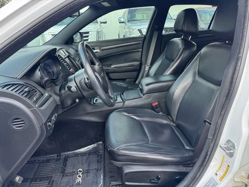 Used 2015 Chrysler 300 S w/ 300S Premium Group RWD image 15