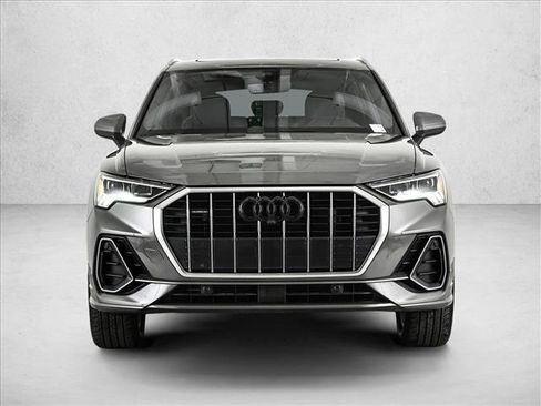 Certified 2024 Audi Q3 2.0T Premium Plus w/ Premium Plus Package image 2