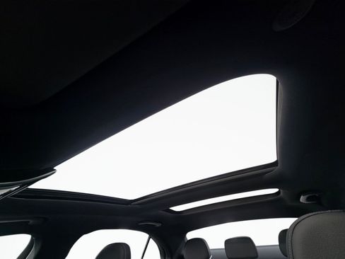 New 2026 Mercedes-Benz C 300 4MATIC Sedan image 42