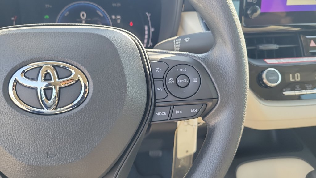 New 2027 Toyota Corolla LE FWD image 19