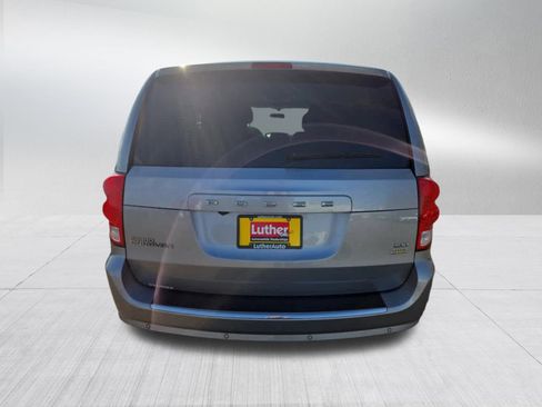Used 2016 Dodge Grand Caravan SXT w/ Rear Park Assist Package image 4