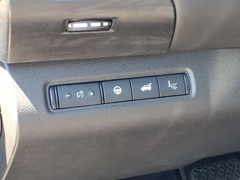 New 2026 Nissan Pathfinder Platinum w/ Cargo Package AWD/4WD image 19