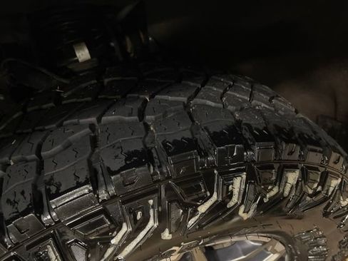 Used 2025 Chevrolet Colorado ZR2 image 14