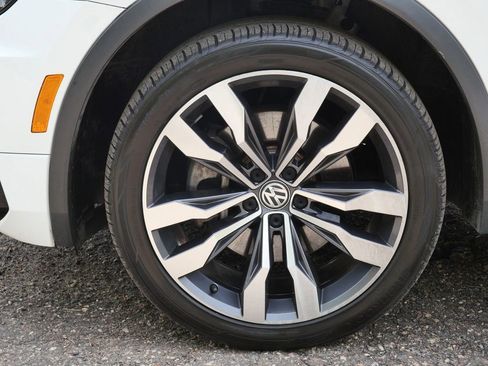 Used 2021 Volkswagen Tiguan SEL Premium R-Line AWD/4WD image 6