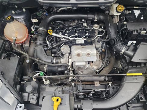Used 2018 Ford EcoSport SE w/ SE Convenience Package FWD image 30