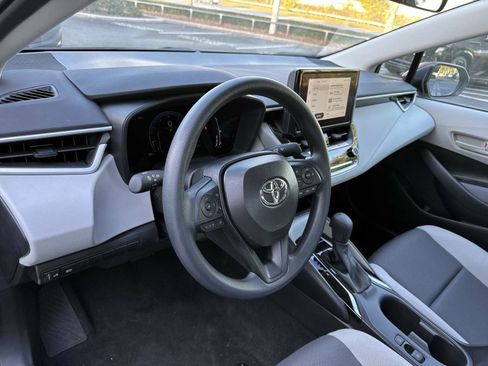 Used 2026 Toyota Corolla LE image 11