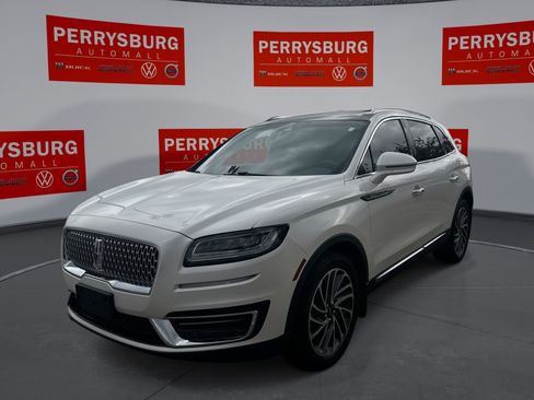 Used 2019 Lincoln Nautilus Reserve image 1