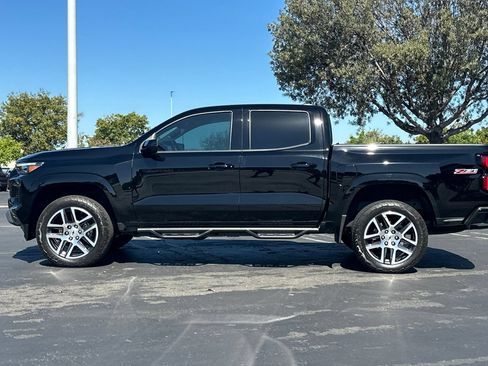 Used 2023 Chevrolet Colorado Z71 w/ Z71 Convenience Package 2 AWD/4WD image 7