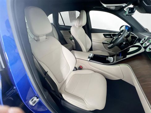 Certified 2026 Mercedes-Benz GLC 300 4MATIC image 29