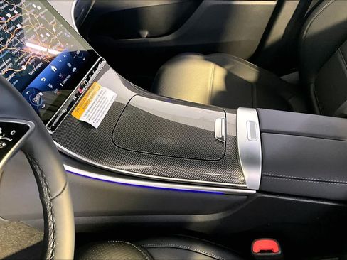 New 2026 Mercedes-Benz GLC 300 4MATIC image 10