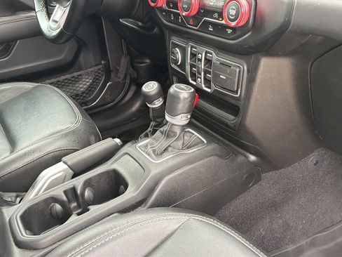 Used 2021 Jeep Gladiator Overland w/ Popular Equipment Package AWD/4WD image 86