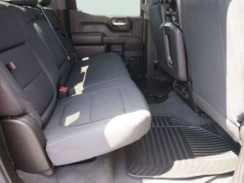 Used 2021 Chevrolet Silverado 1500 Custom Trail Boss w/ LPO, Dark Essentials Package AWD/4WD image 15