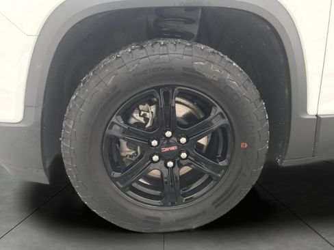 Certified 2022 GMC Acadia AT4 w/ Trailering Package image 4