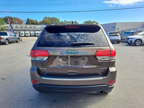 Used 2018 Jeep Grand Cherokee Limited AWD/4WD image 6