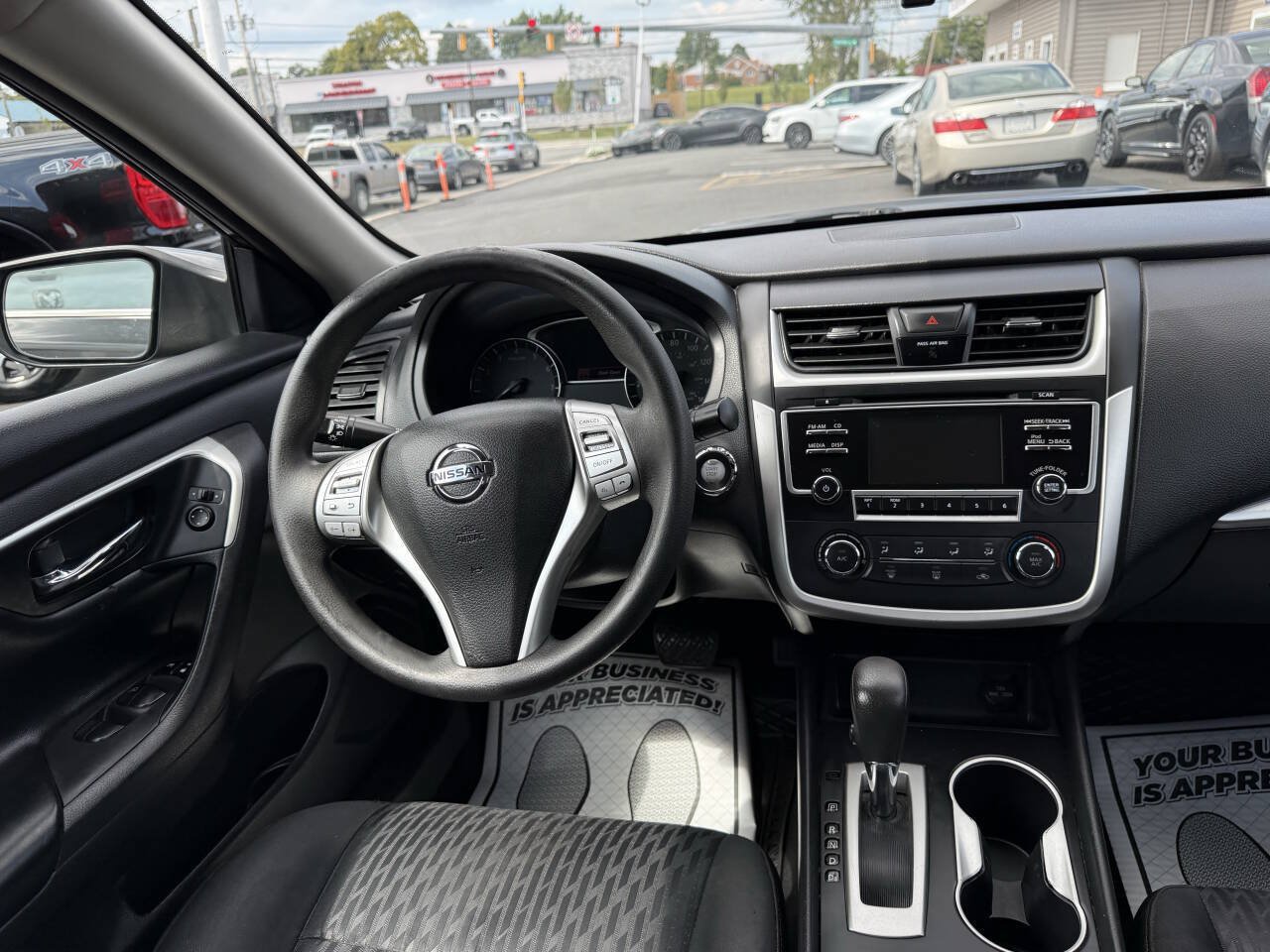 Used 2018 Nissan Altima 2.5 S w/ S Convenience Package FWD image 9