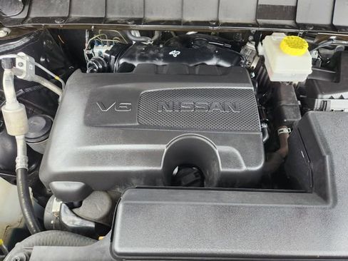 Used 2024 Nissan Pathfinder SL FWD image 26