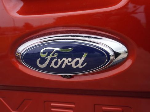 Used 2022 Ford Maverick Lariat w/ Lariat Luxury Package FWD image 29
