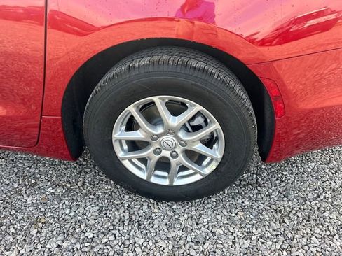 New 2026 Chrysler Pacifica Select image 40