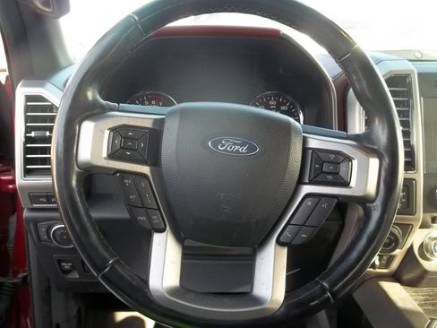 Used 2018 Ford F150 Platinum w/ Equipment Group 701A Luxury AWD/4WD image 7