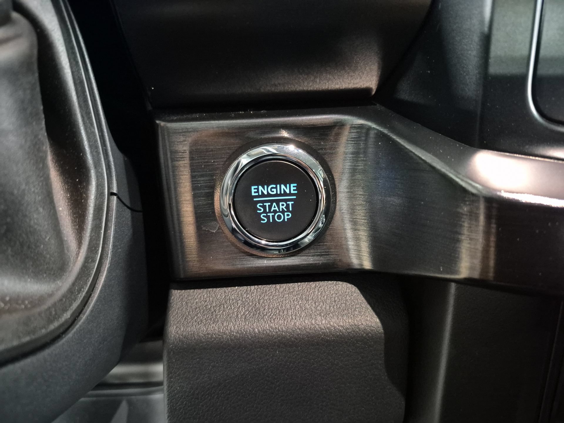 Used 2026 Ford F250 Lariat AWD/4WD image 17