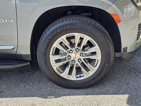 Used 2024 GMC Yukon XL SLT image 6