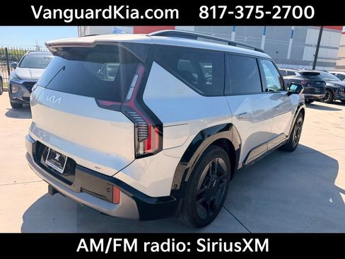 Used 2024 Kia EV9 GT-Line AWD/4WD image 4
