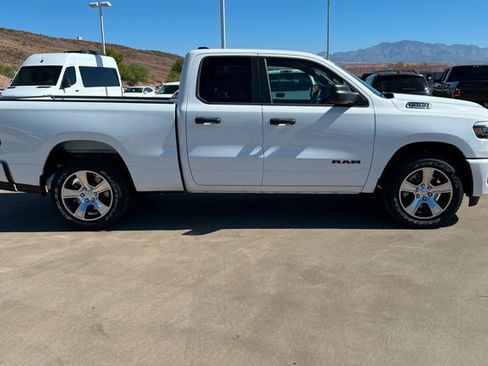 New 2026 RAM 1500 Express RWD image 6