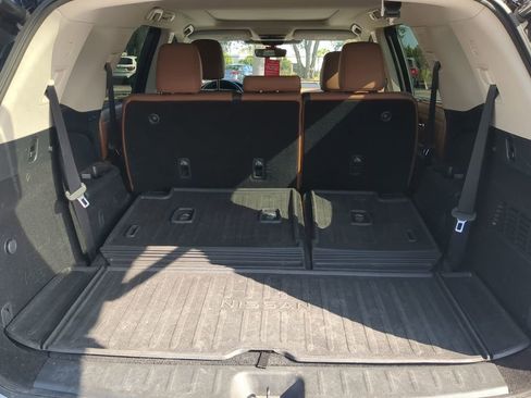 Certified 2023 Nissan Pathfinder Platinum w/ Cargo Package image 12