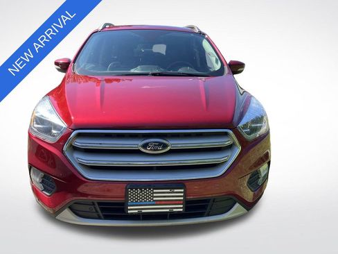 Used 2019 Ford Escape Titanium FWD image 9