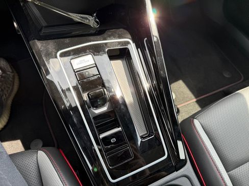 New 2025 Volkswagen GTI Autobahn image 10