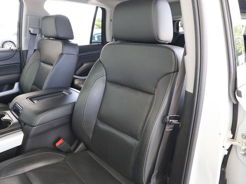 Used 2017 GMC Yukon SLT w/ Premium Edition RWD image 20