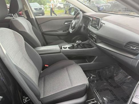 Used 2023 Nissan Rogue SV AWD/4WD image 27